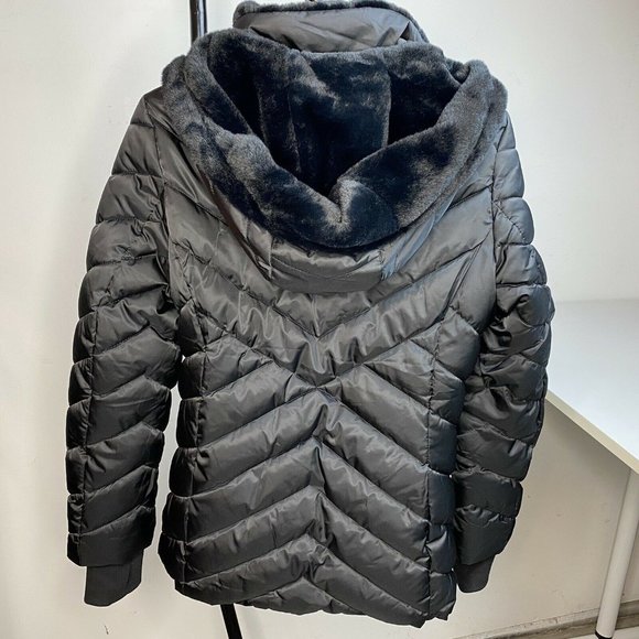 Nautica Women's Puffer Jacket - Black - Picture 6 of 11